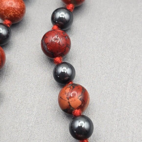 VTG Red Brecciated Jasper & Hematite Handtied Beaded Necklace 28" Natural Stone - Picture 4 of 7